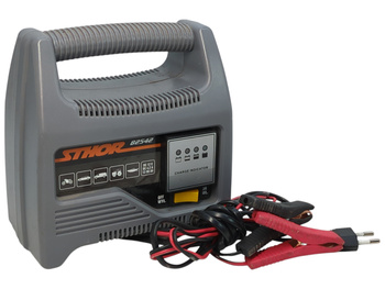 Prostownik LED do akumulatorów 12V 6A 90Ah STHOR 82542