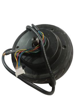 SILNIK Z OPONĄ ZUŻYTĄ 24VHL17H09293137 CAVION GO HULAJNOGA