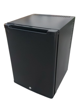 Minibar Corby CB40SA 40l wolnostojący solidne drzwi klasa E