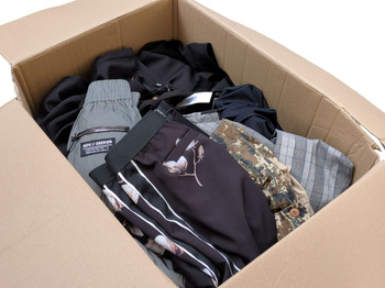 Box z ubraniami 10 KG Gat 1 Spodnie