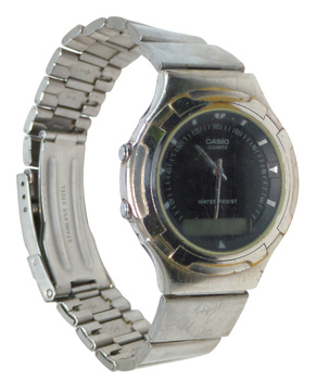 Zegarek męski na bransolecie Casio MTA-1000 srebrny