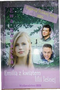 Emilia z kwiatem lilii leśnej Ewa Nowacka