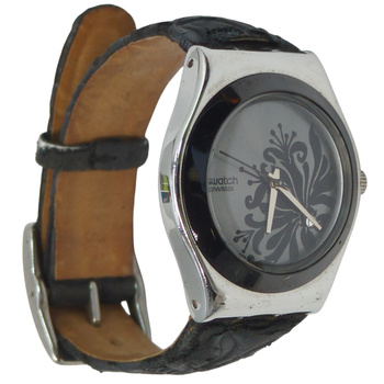 Zegarek damski na pasku Swatch Irony Medium Black Flower czarny