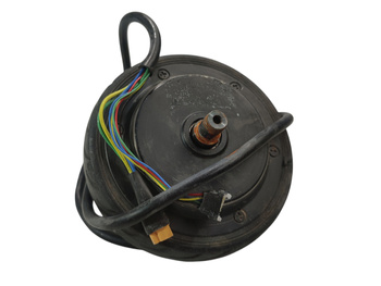 SILNIK Z OPONĄ ZUŻYTĄ HHJ25NT24V1802072217 D HULAJNOGI CAVION GO